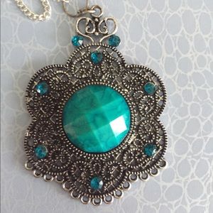 Vintage Turquoise Pendant.